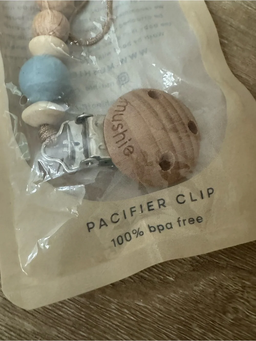 Set off 3/ Mushie pacifier clip and BIBS Pacifier